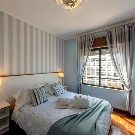 Blue Boat Apartment