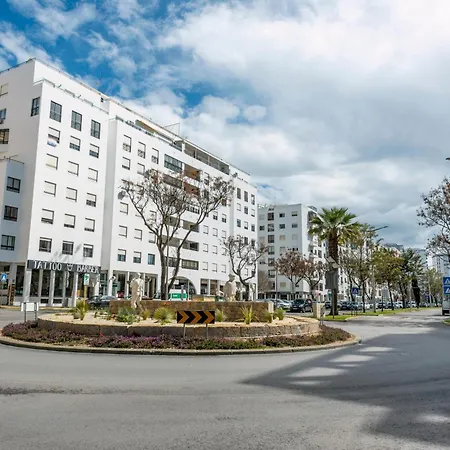 Blue Boat * Quarteira