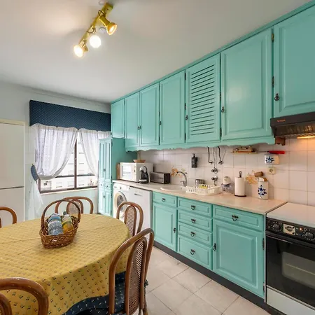 Blue Boat * Quarteira