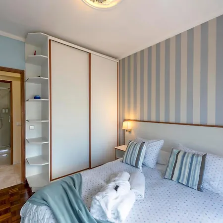 Blue Boat Apartment